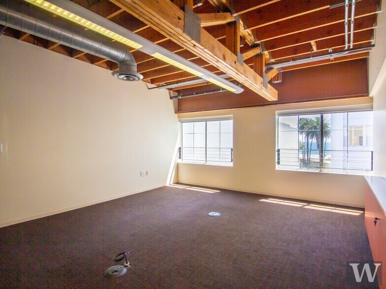 More Photos Of 1442 2nd St, Santa Monica Office For Lease
