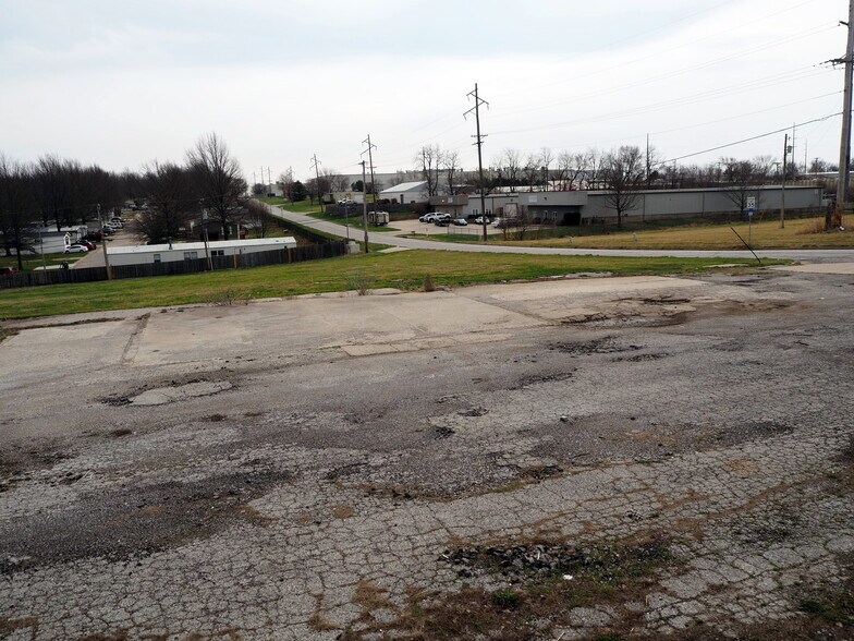 More Photos Of 1001 N Scott Ave, Belton Land For Sale