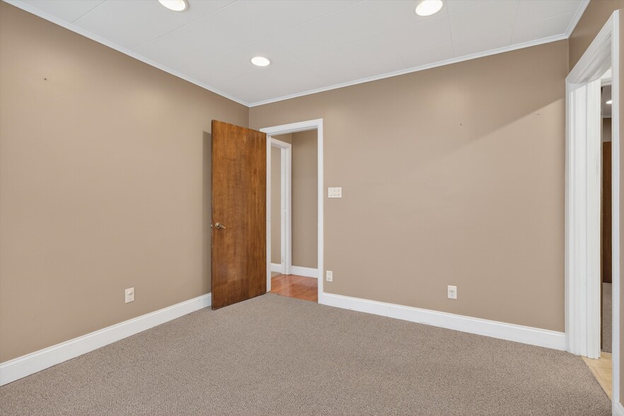 More Photos Of 201 Homestead Ave, Maybrook Office For Sale