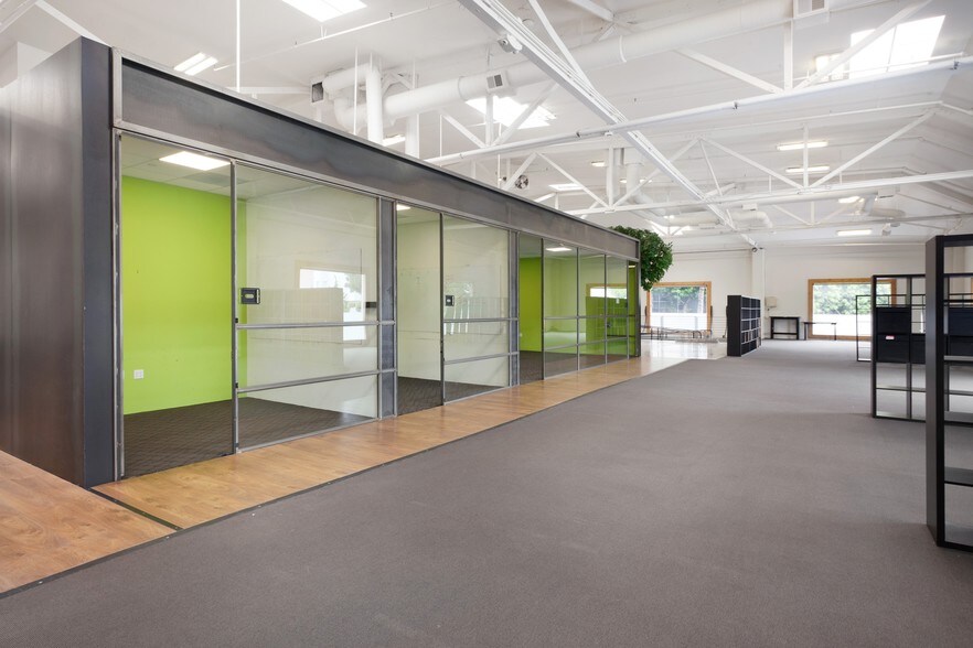 More Photos Of 290 De Haro St, San Francisco Office For Lease