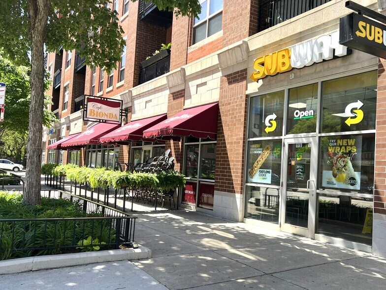 More Photos Of 1900 S State St, Chicago Apartments For Lease