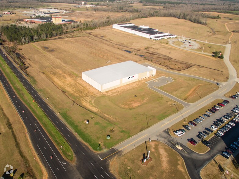 More Photos Of 100 Murray Dr, Waynesboro Warehouse For Sale