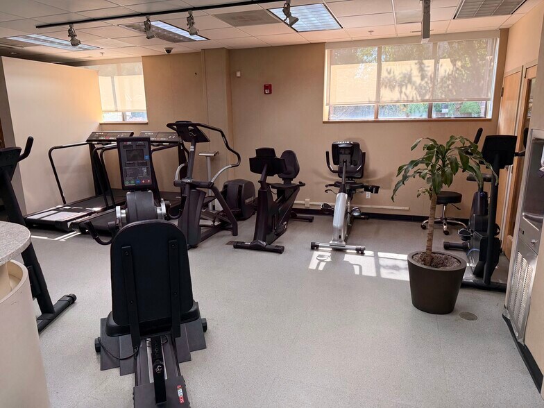 More Photos Of 1350 Rt 23, Wayne Office For Lease