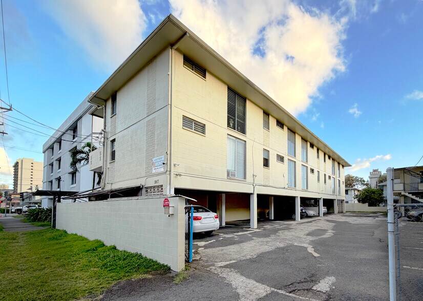 More Photos Of 1917 Algaroba St, Honolulu Apartments For Sale