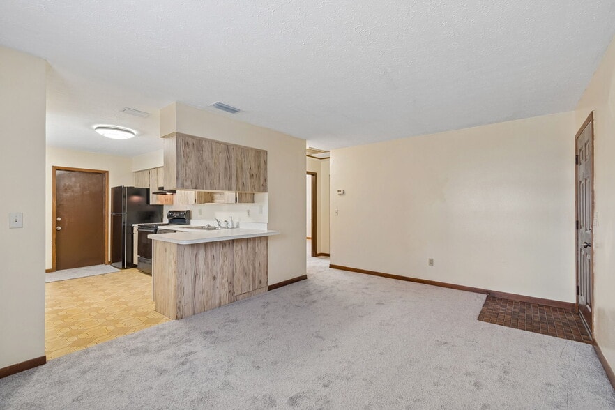 More Photos Of 6406 S Adelia Ave, Tampa Multifamily For Sale