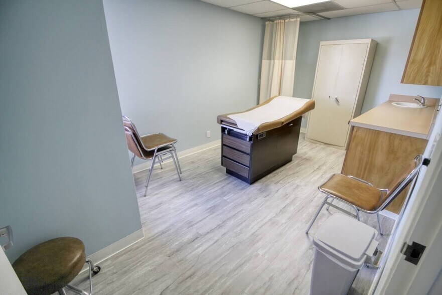 More Photos Of 735 E Ohio Ave, Escondido Medical For Lease