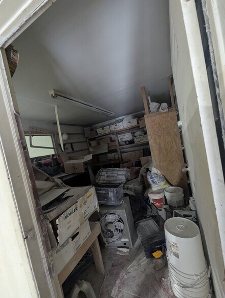 More Photos Of 111 Spencer St, Brooklyn Warehouse For Sale