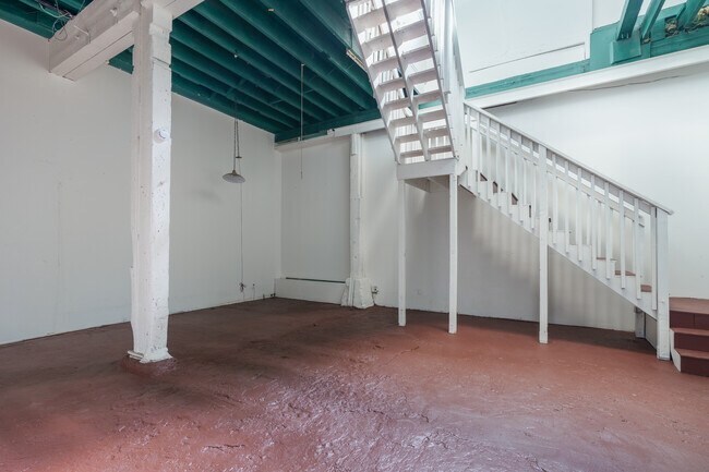 More Photos Of 4401 San Leandro St, Oakland Apartments For Sale