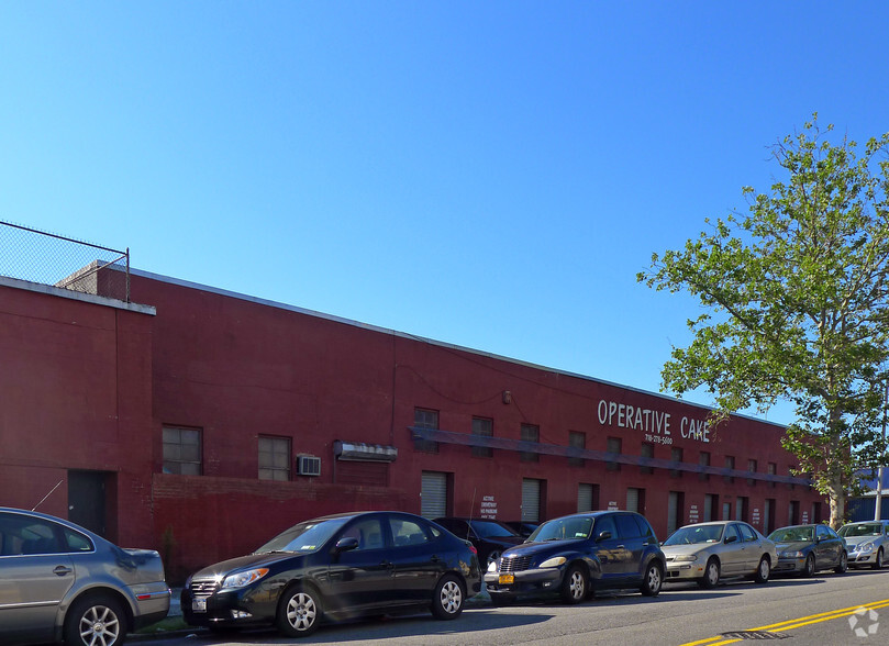 Primary Photo Of 33-51 11th St, Long Island City Warehouse For Lease