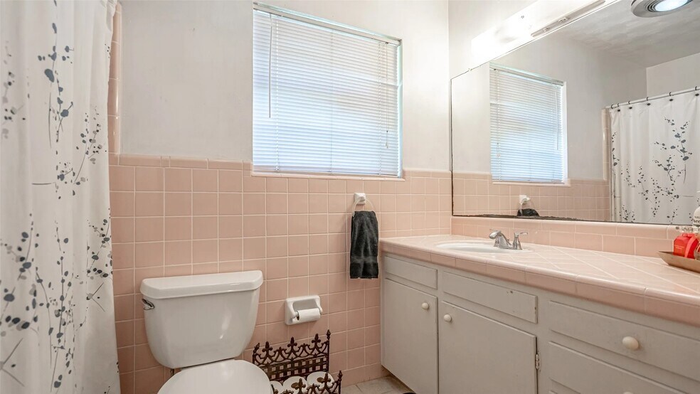 More Photos Of 2546 N Highway 144, Glen Rose Land For Sale