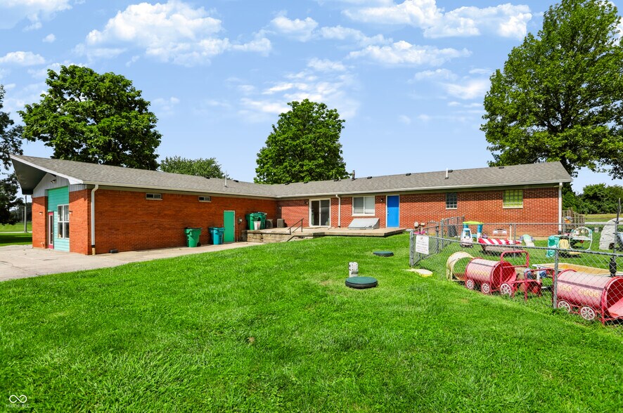 More Photos Of 5925 Kentucky Ave, Indianapolis Daycare Center For Sale