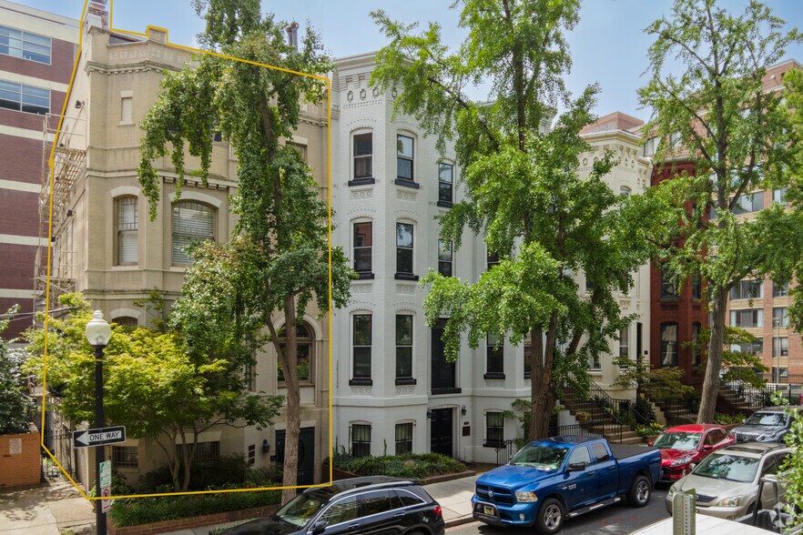 More Photos Of 1906 Sunderland Pl NW, Washington Office Residential For Sale