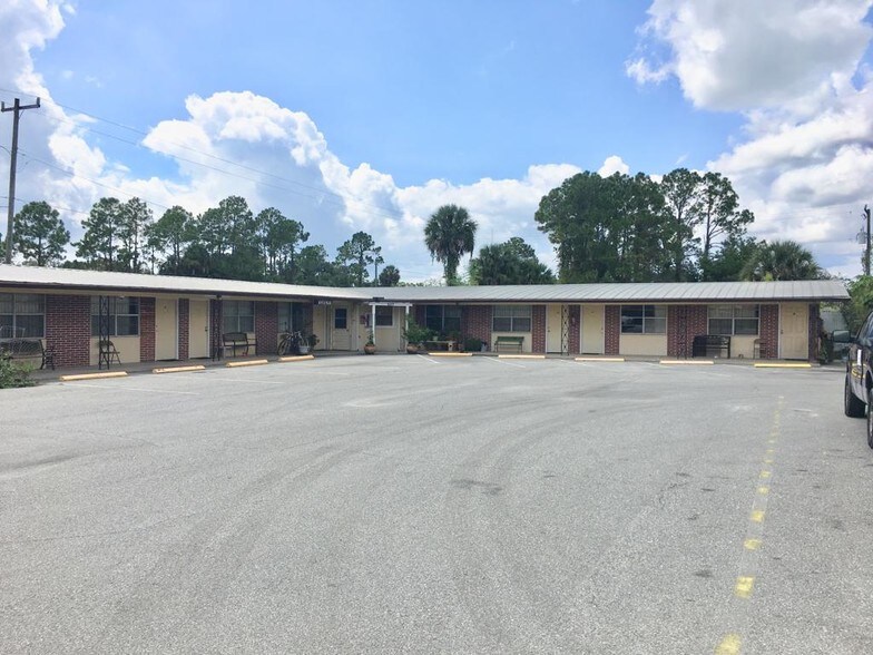 More Photos Of 601 N State St, Bunnell Hotel For Sale