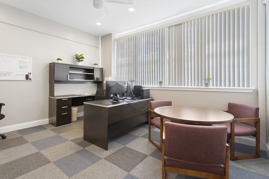 More Photos Of 101 N Providence Rd, Wallingford Office For Sale