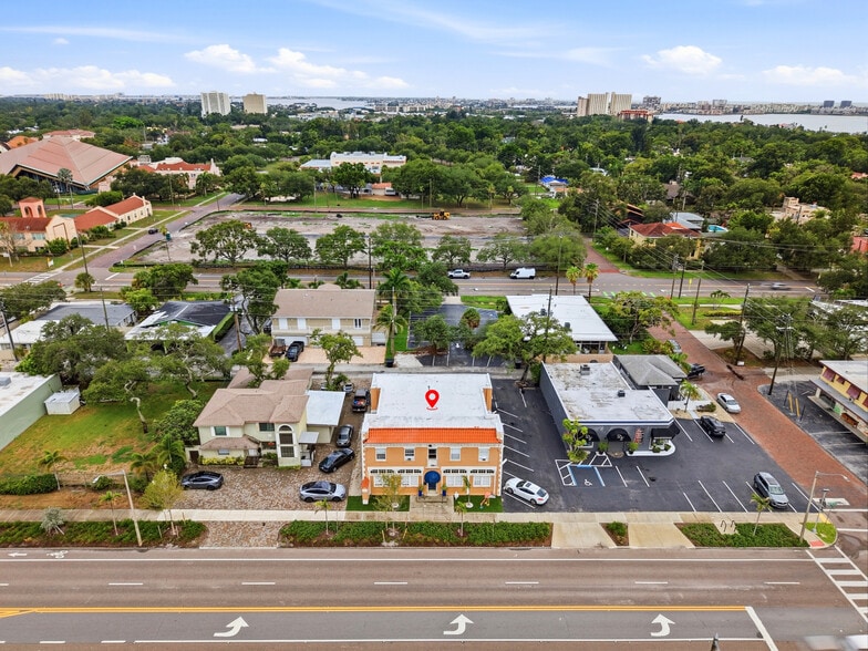 More Photos Of 7024 Central Ave, Saint Petersburg Medical For Sale
