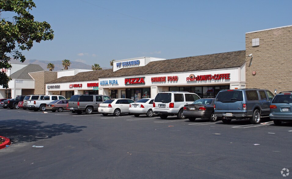 More Photos Of 1451-1469 S San Jacinto Ave, San Jacinto Restaurant For Lease