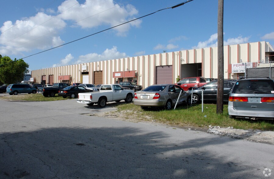 More Photos Of 7781-7791 NW 52nd St, Doral Warehouse For Lease