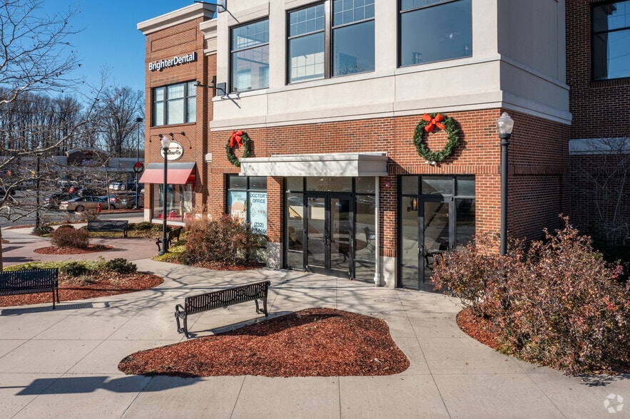 More Photos Of 650 Shoppes Blvd, North Brunswick General Retail For Lease