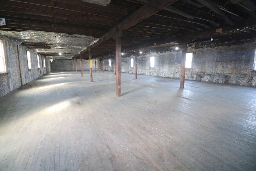 More Photos Of 312 N 7th St, Steubenville Warehouse For Sale