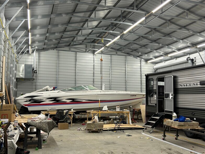 More Photos Of 615 N Back River Rd, Hampton Warehouse For Sale