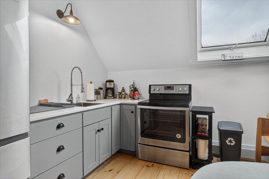 More Photos Of 61 Pleasant St, Ludlow Apartments For Sale