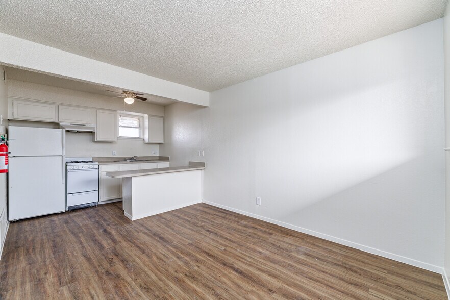 More Photos Of 3902 Sherwood Way, San Angelo Apartments For Sale