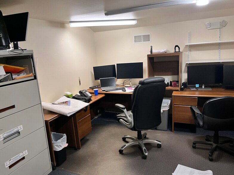 More Photos Of 130 Cecil St, Canonsburg Office For Sale