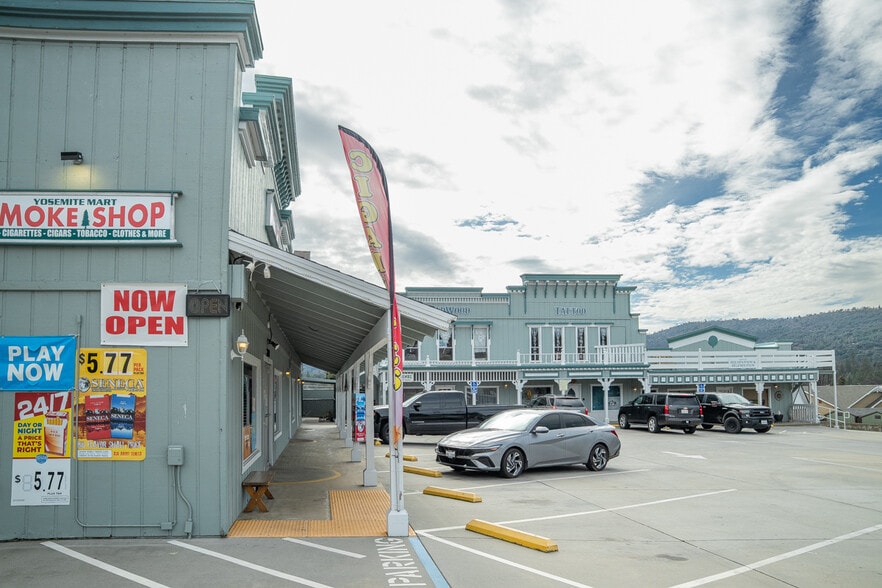 More Photos Of 40359 Highway 41, Oakhurst Freestanding For Sale