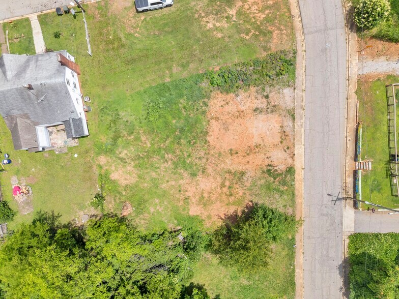 More Photos Of 304 Sullivan St, Greenville Land For Sale