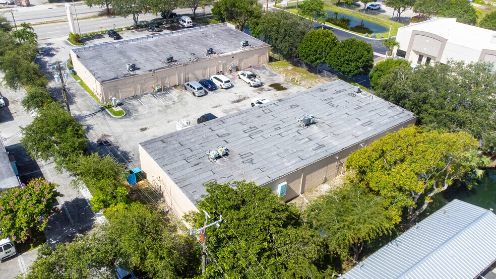 More Photos Of 3355-3365 Lake Worth Rd, Palm Springs Storefront Retail Office For Lease