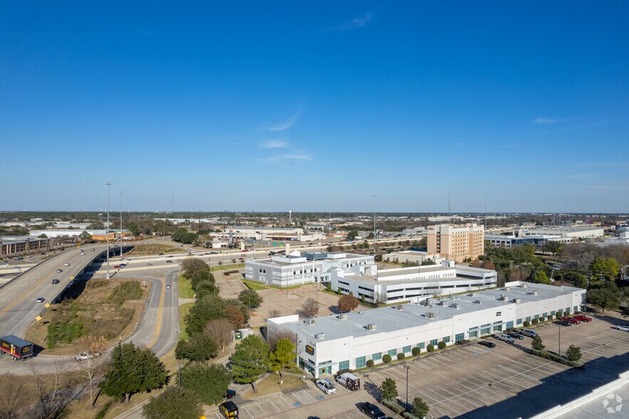 More Photos Of 10245 W Little York Rd, Houston Light Distribution For Lease