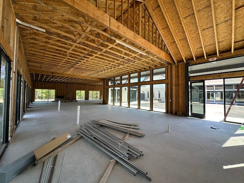 More Photos Of 3315 Greenway Park, San Antonio Office For Sale