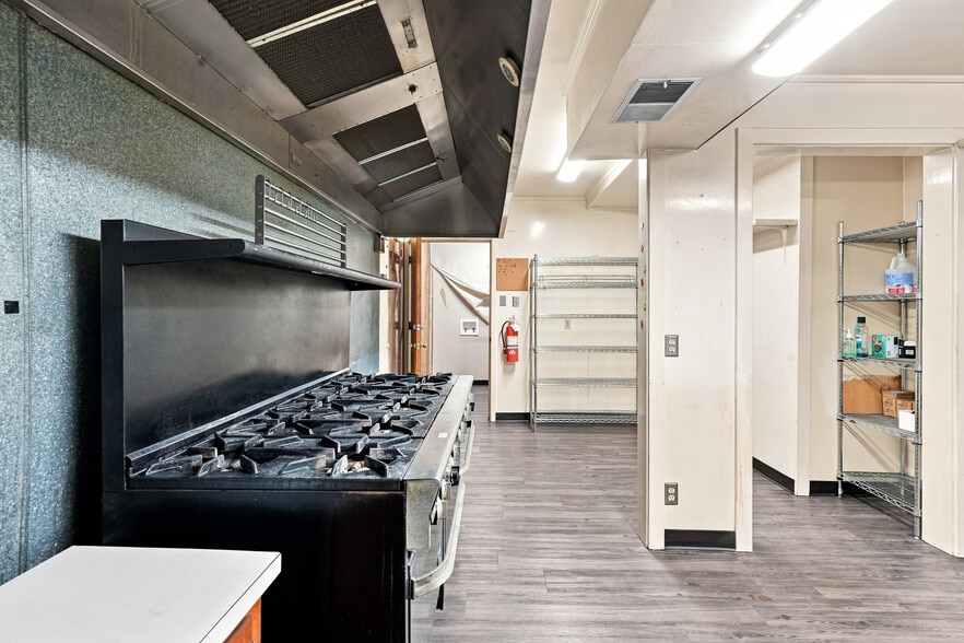 More Photos Of 1417 8th Ave, Fort Worth Hospitality For Sale