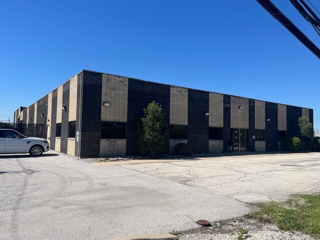 Primary Photo Of 7459 W 79th St, Bridgeview Warehouse For Lease