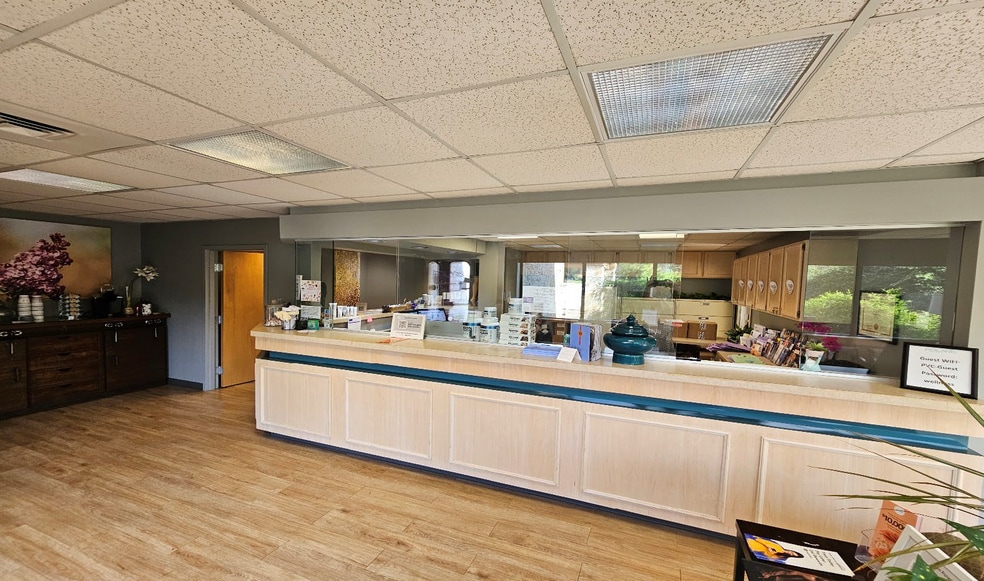 More Photos Of 8100 Ravines Edge Ct, Columbus Medical For Sale