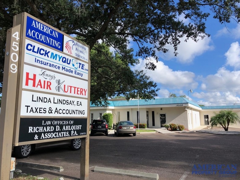 More Photos Of 4509 Bee Ridge Rd, Sarasota Medical For Sale