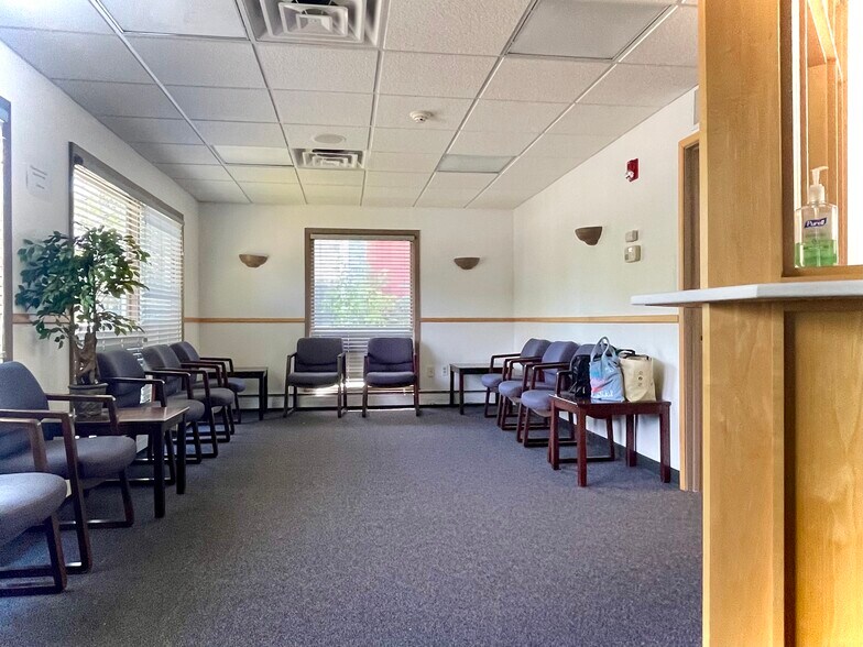 More Photos Of 183 Genesee St, Auburn Medical For Sale