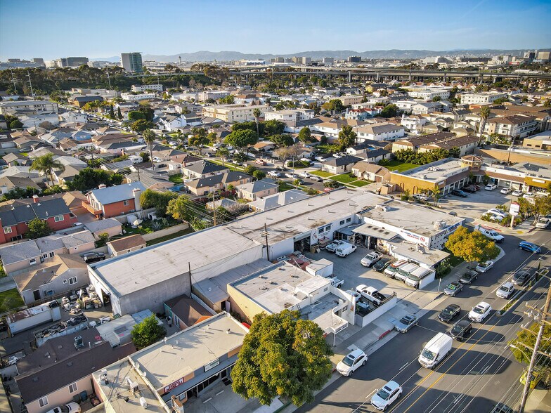 More Photos Of 11915 Inglewood Ave, Hawthorne Medical For Sale
