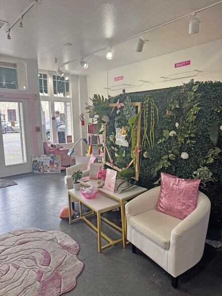 More Photos Of 620-624 McClelland Dr, Windsor Apartments For Sale