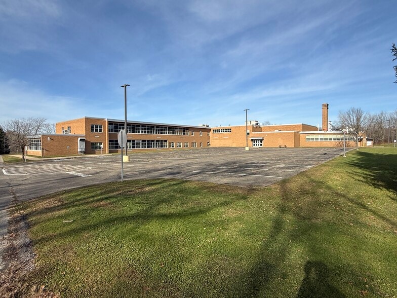 More Photos Of 22154 PA-18, Conneautville Schools For Sale