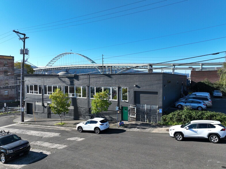 More Photos Of 2267 N Interstate Ave, Portland Industrial For Sale