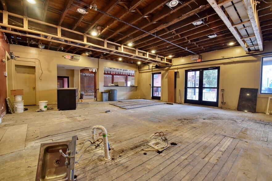 More Photos Of 47 W Main St, Geneva Storefront Retail Residential For Sale