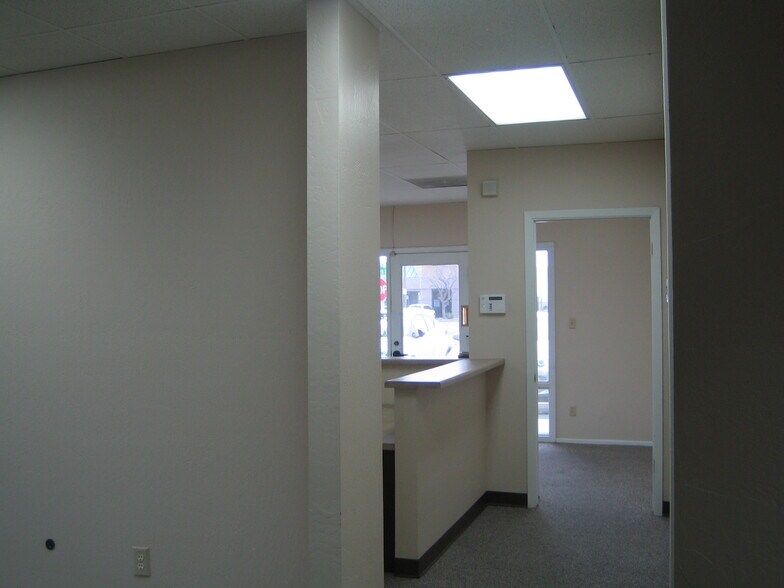 More Photos Of 13210 W Van Buren St, Goodyear Office For Lease