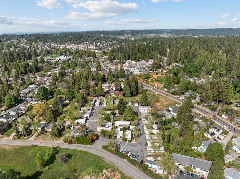 More Photos Of 639 Whiting St St, Grass Valley Manufactured Housing Mobile Home Park For Sale