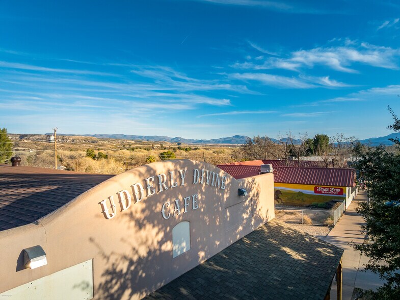 More Photos Of 545 S Main St, Camp Verde Storefront For Sale