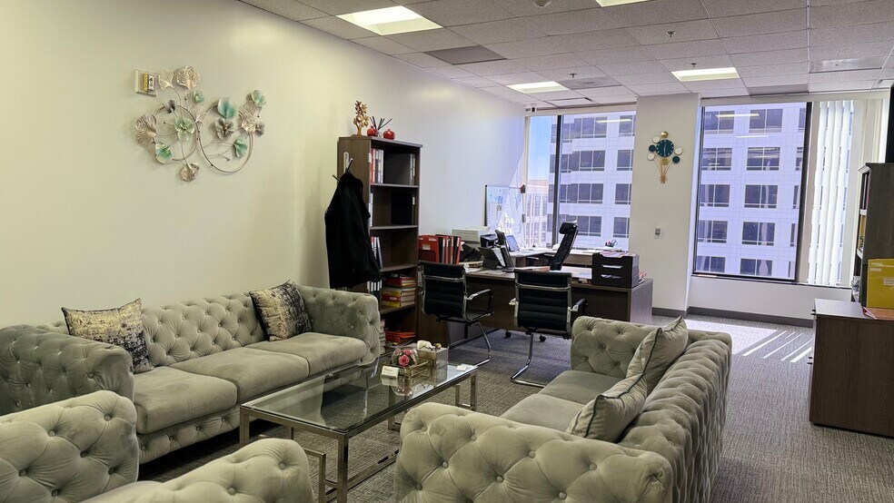 More Photos Of 535 N Brand Blvd, Glendale Office For Lease