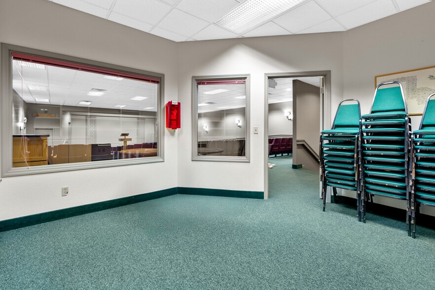 More Photos Of 804 N State St, Tacoma Religious Facility For Sale