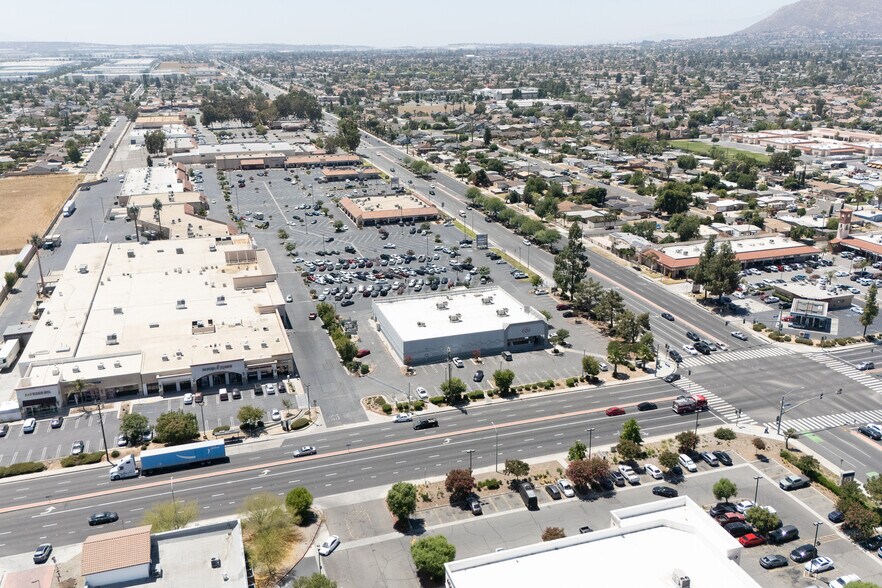 More Photos Of 24991 Alessandro Blvd, Moreno Valley Freestanding For Sale