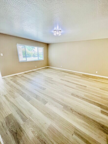 More Photos Of 811 Brown St, Martinez Apartments For Sale