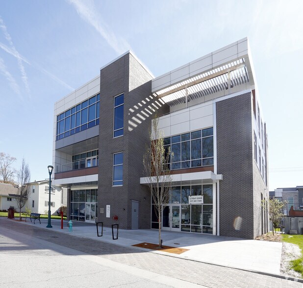 Primary Photo Of 11634 Maple St, Fishers Office For Lease